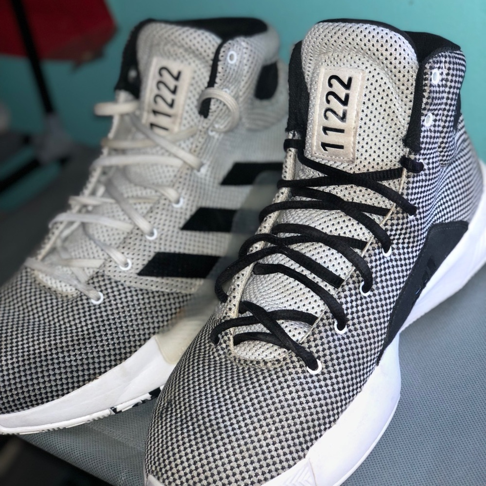 ADIDAS PRO BOUNCE MADNESS 2019 BASKETBALL